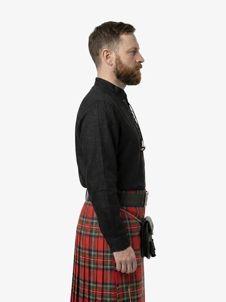 Chemise Ghillie noire sur mesure