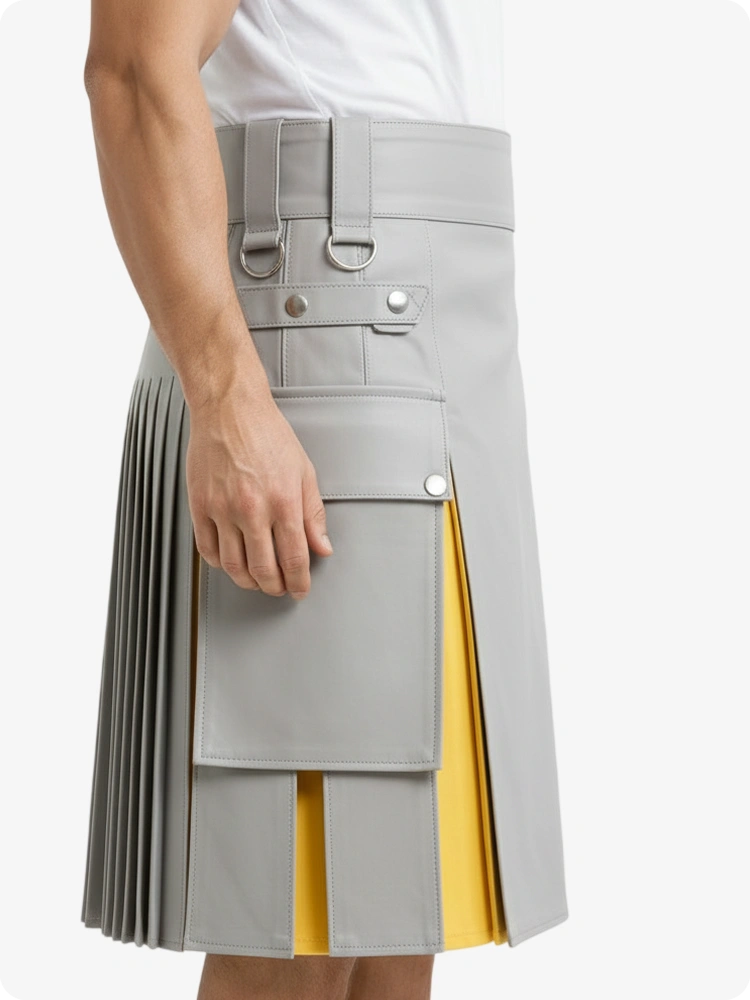 Kilt en cuir gris clair et jaune avec poches cargo