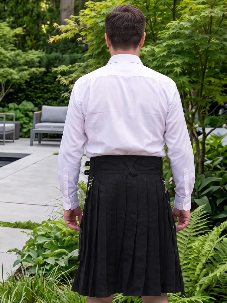 Kilt utilitaire gothique noir sur mesure